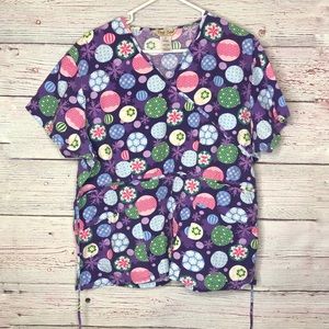 Christmas Scrub top. size: XL